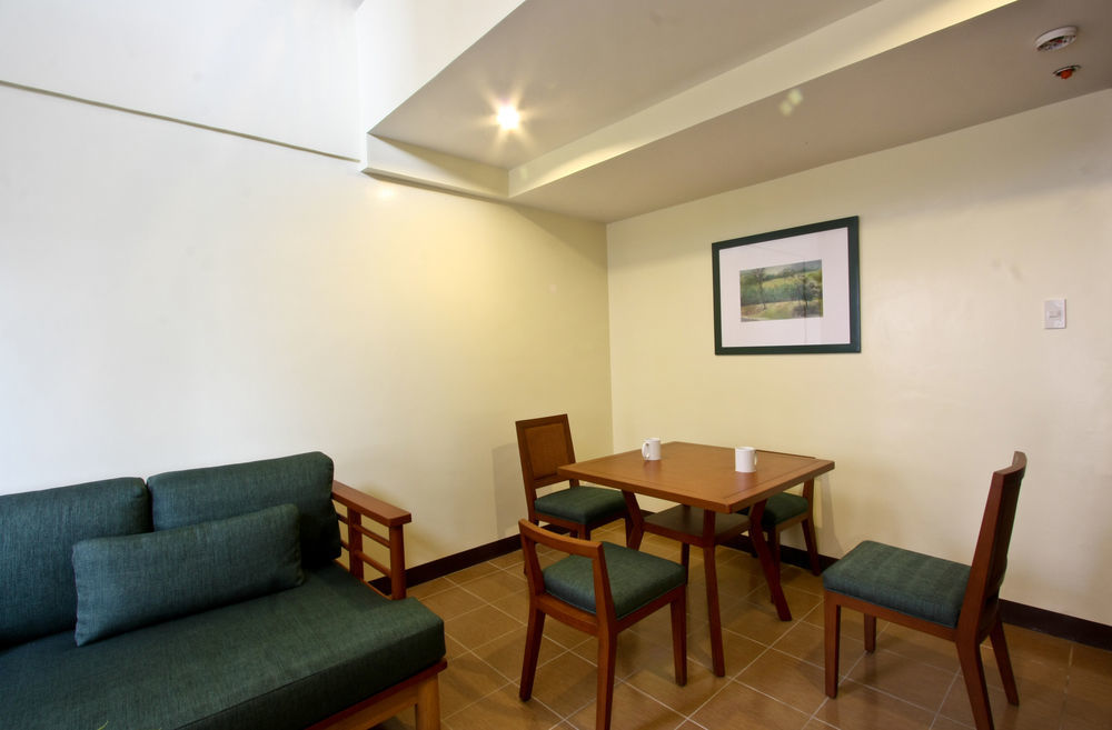 Canyon Woods Resort Club Tagaytay Tagaytay City Ngoại thất bức ảnh